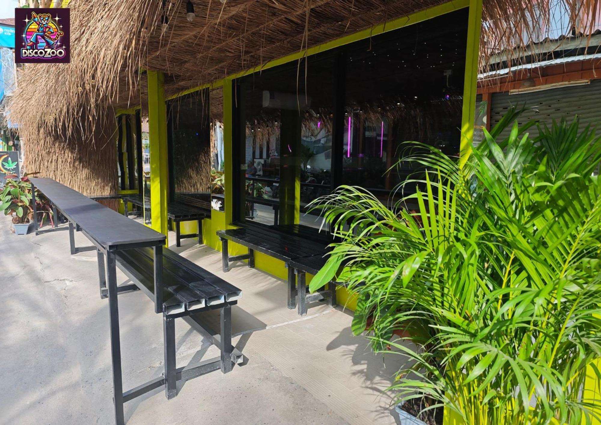 Disco Zoo Bar & Hostel Haad Rin Exterior foto